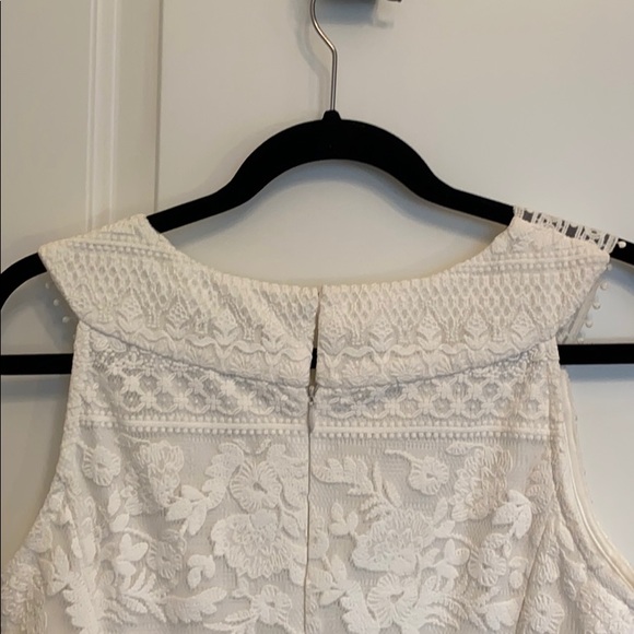 roz & Ali size 6p white lace dress - Picture 6 of 7